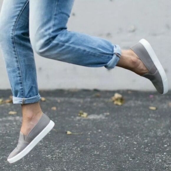 VINCE Blair 5 Leather Slip-On Casual Sneaker Woodsmoke Tan 6.5/7 - Picture 4 of 10